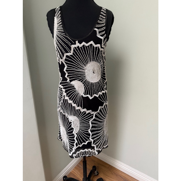 French Connection Dresses & Skirts - French Connection black white sequin beaded shift dress Gatsby 1920s style sz 4
